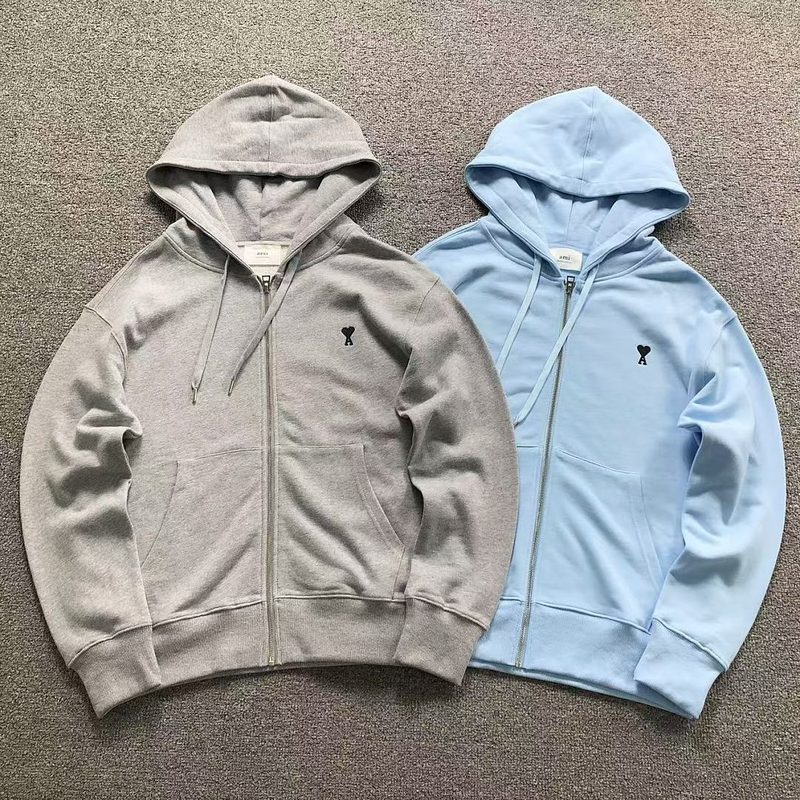 AMI HOODIE 1