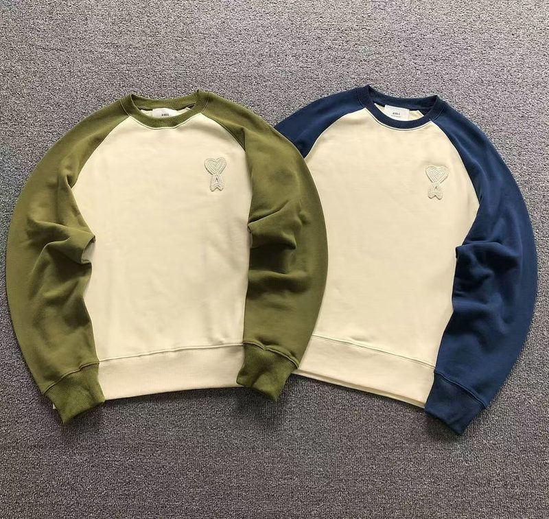 AMI HOODIE 2