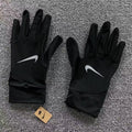 ←108 NIKE GIOVE 5