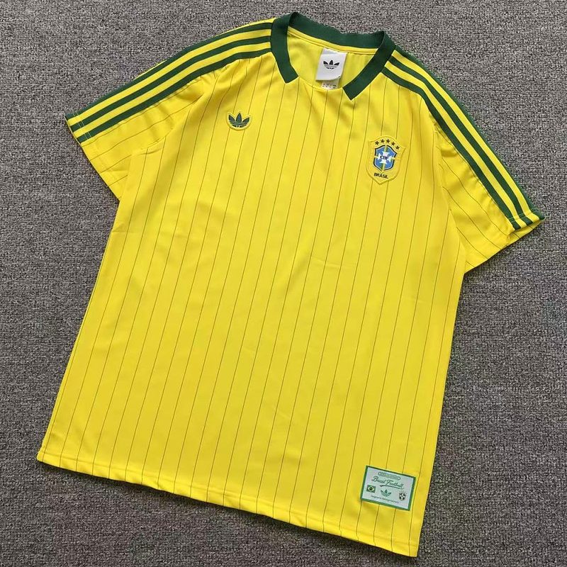 FOOTBALL T-SHIRT 23