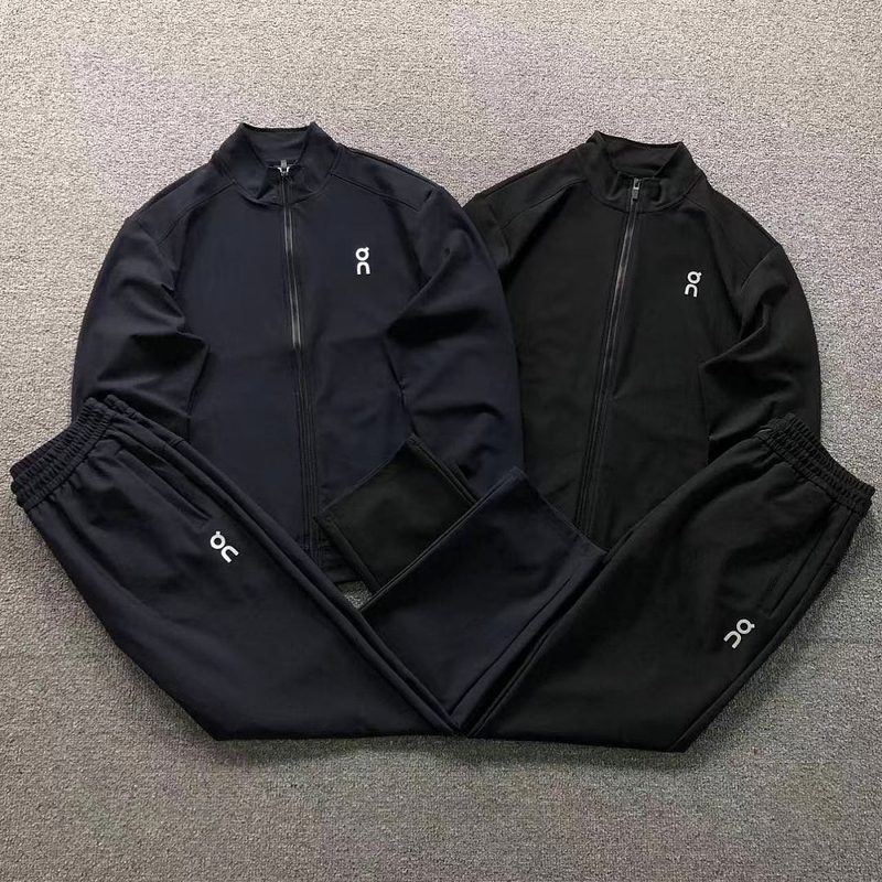 ON HOODIE TROUSERS 25