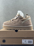 UGG 28