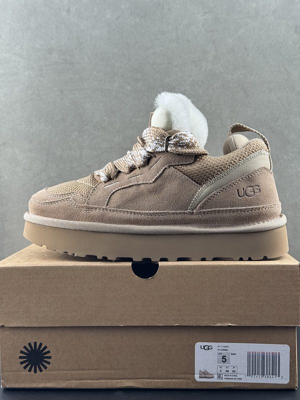 UGG 28