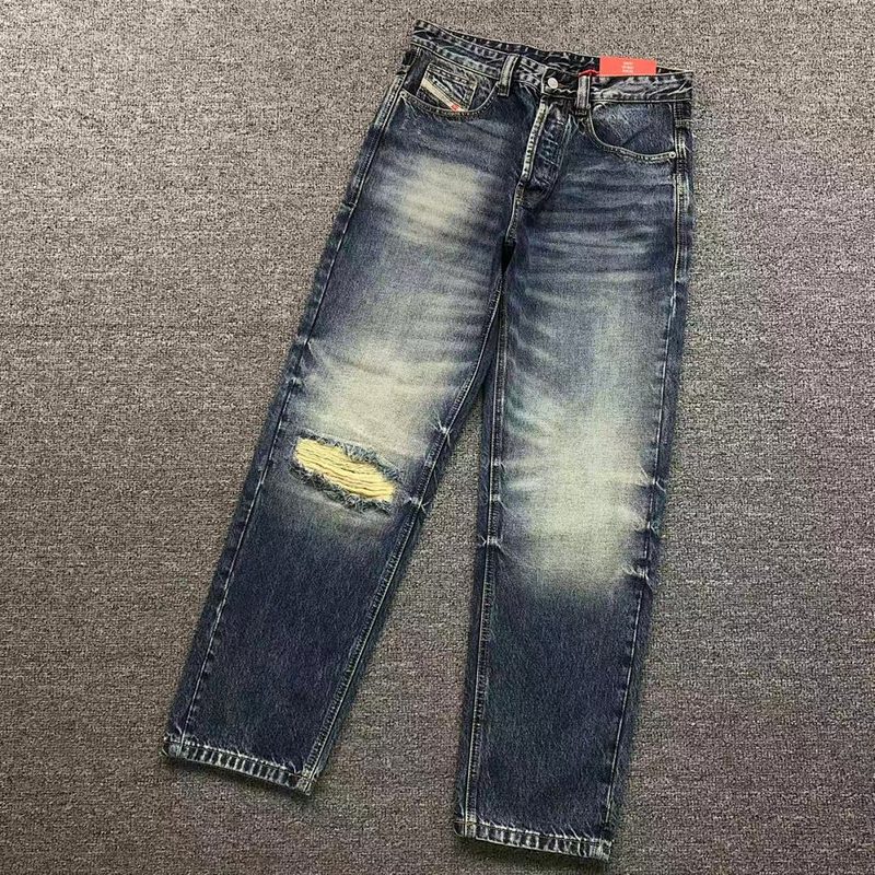 DIESEL TROUSERS 31