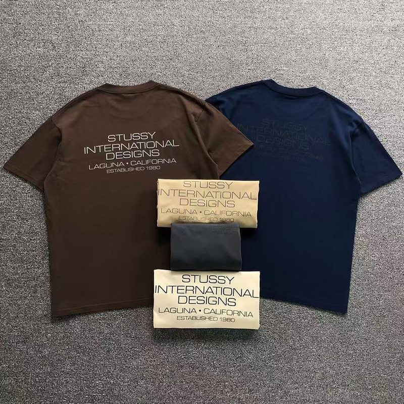 STUSSY T-SHIRT 33