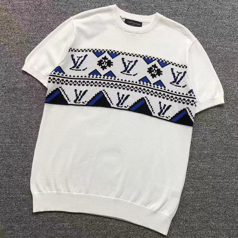 L T-SHIRT 38