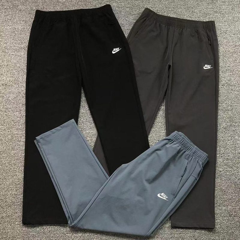 NIKE TROUSERS 43
