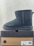 UGG 58