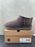 UGG 63