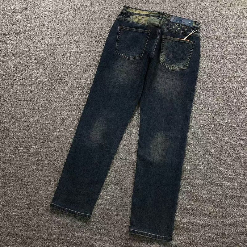 L TROUSERS 67