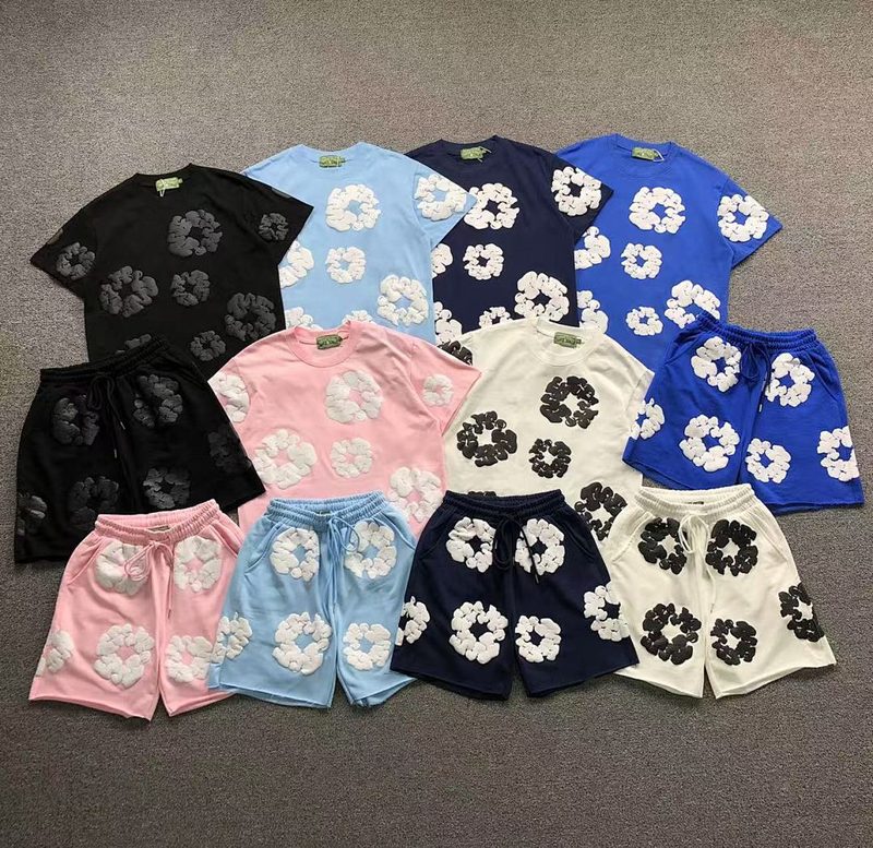 DENIM TEARS T-SHIRT SHORTS 70