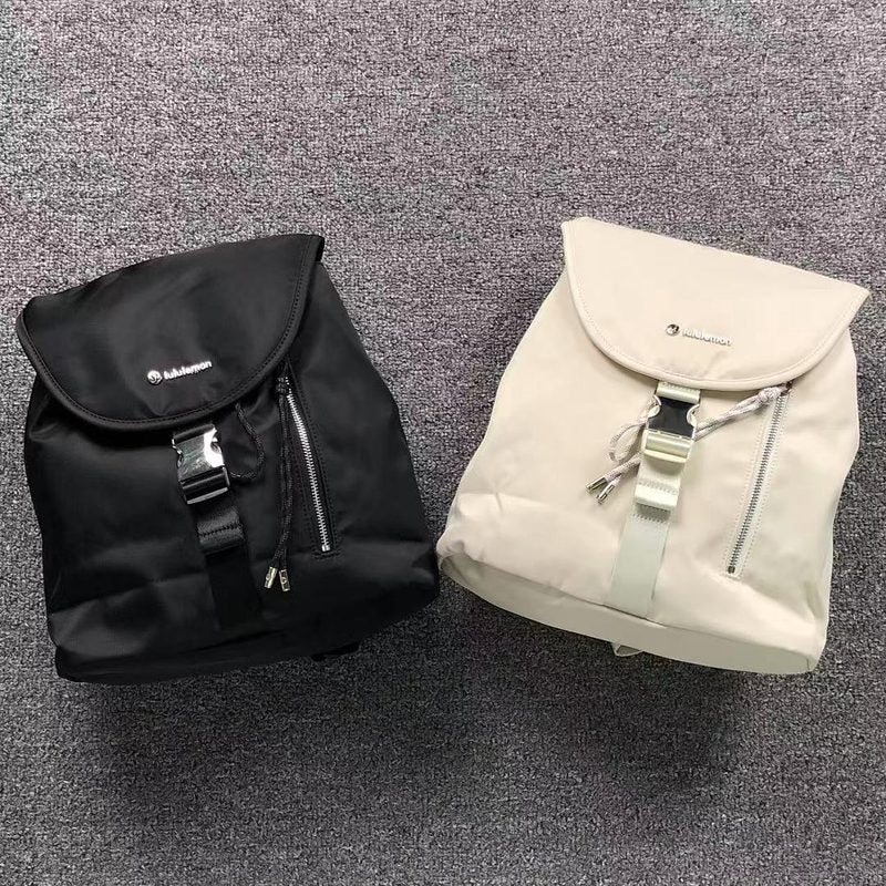 LULULEMON BAG 76