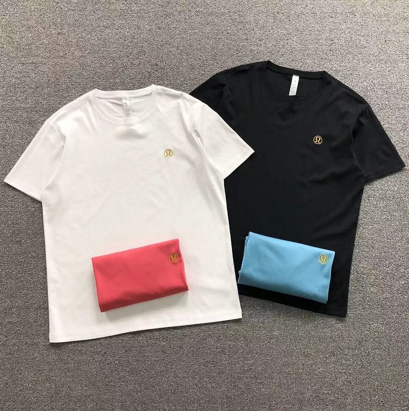 LULULEMON T-SHIRT 82