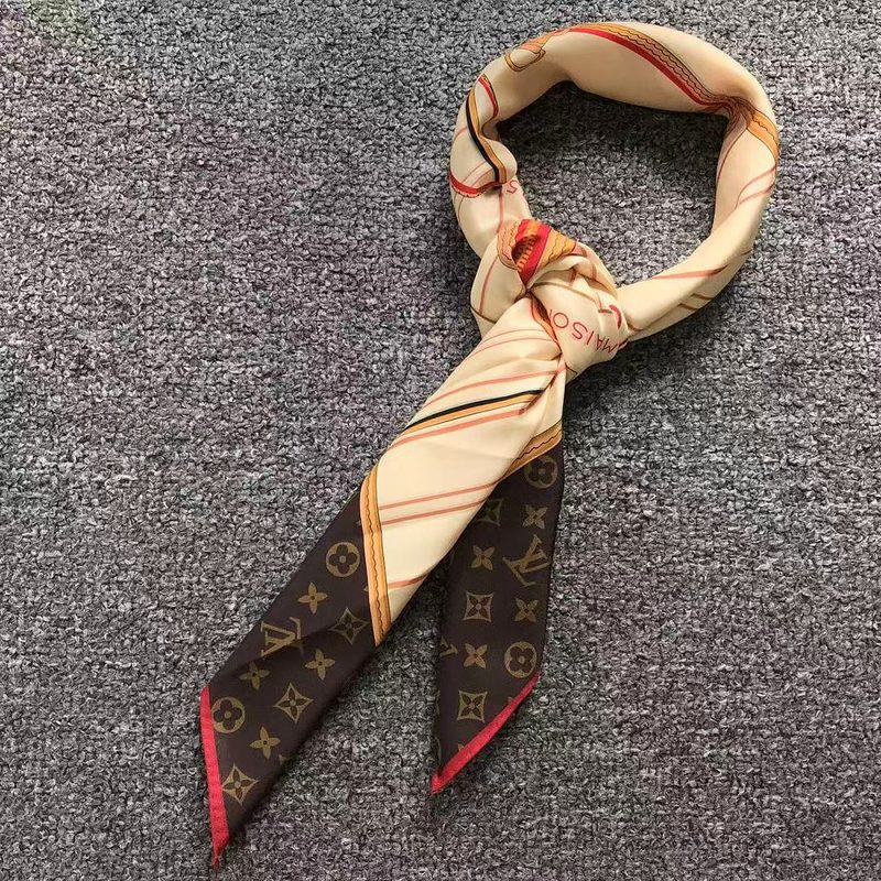 L SCARF 106