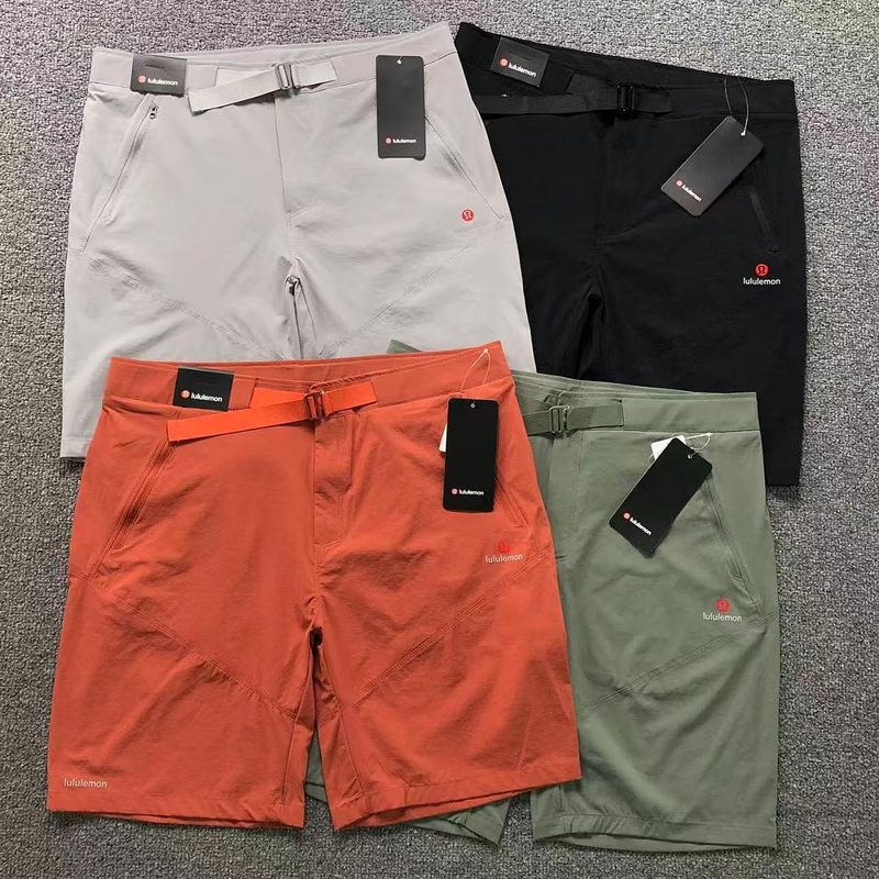 LULULEMON SHORTS 106