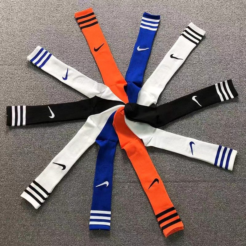 12 FOOTBALL NIKE SOCKS 116