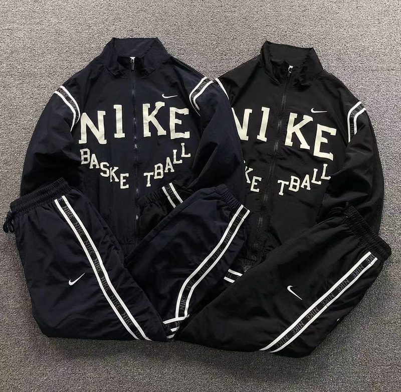NIKE JACKET TROUSERS 117