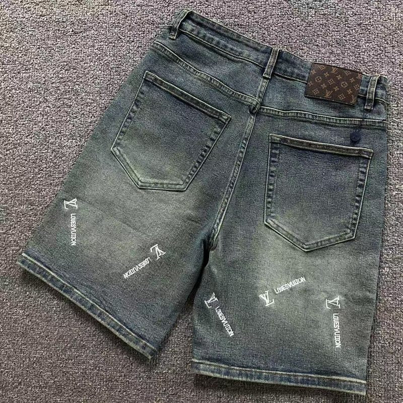L SHORTS 131