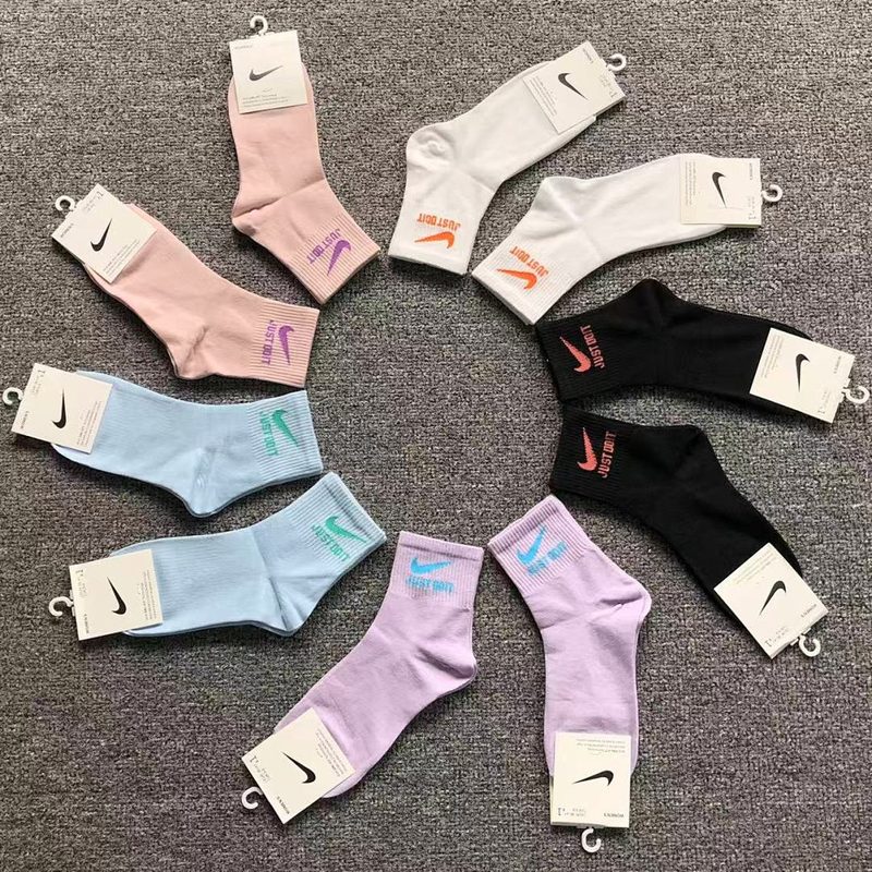 NIKE SOCKS 132