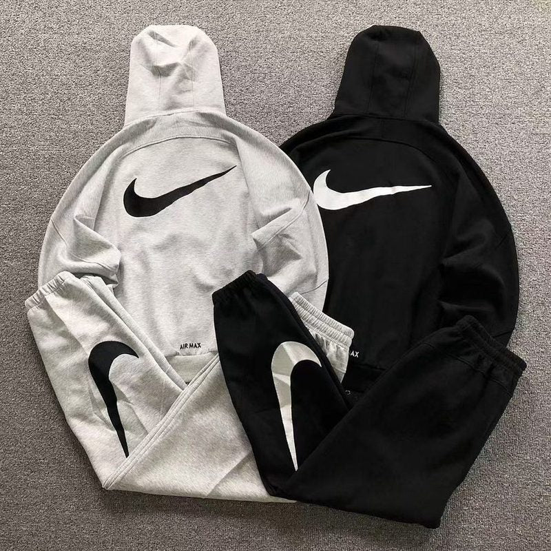 NIKE HOODIE TROUSERS 134