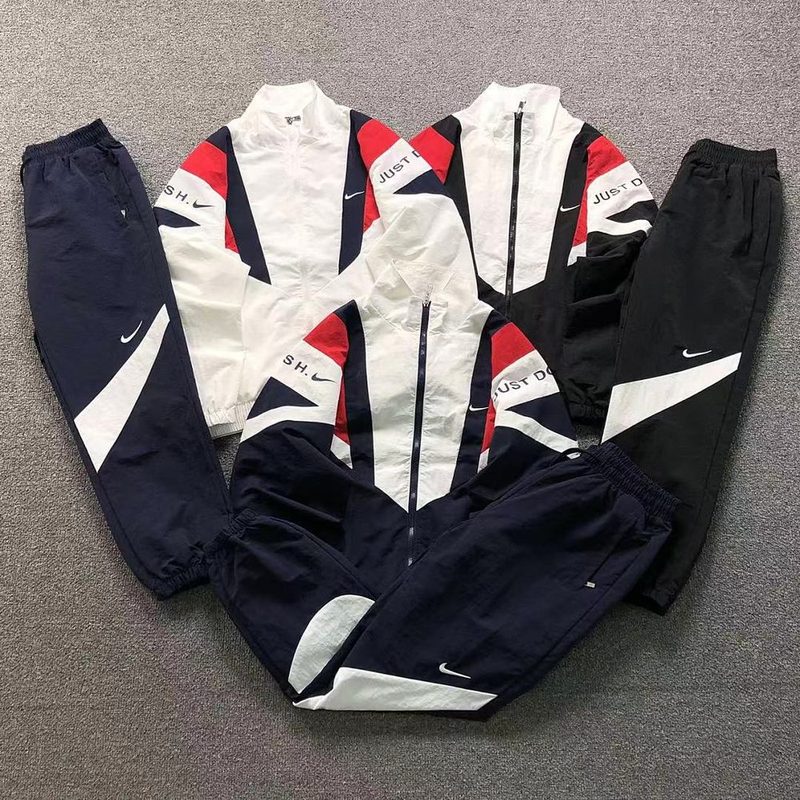 NIKE JACKET TROUSERS 139