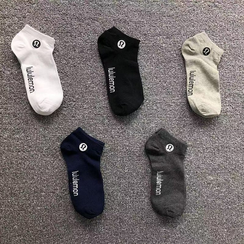 LULULEMON SOCKS 146