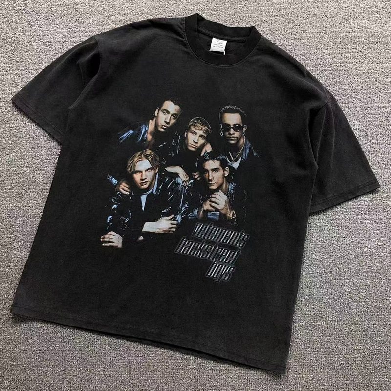 VETEMENTS T-SHIRT 155