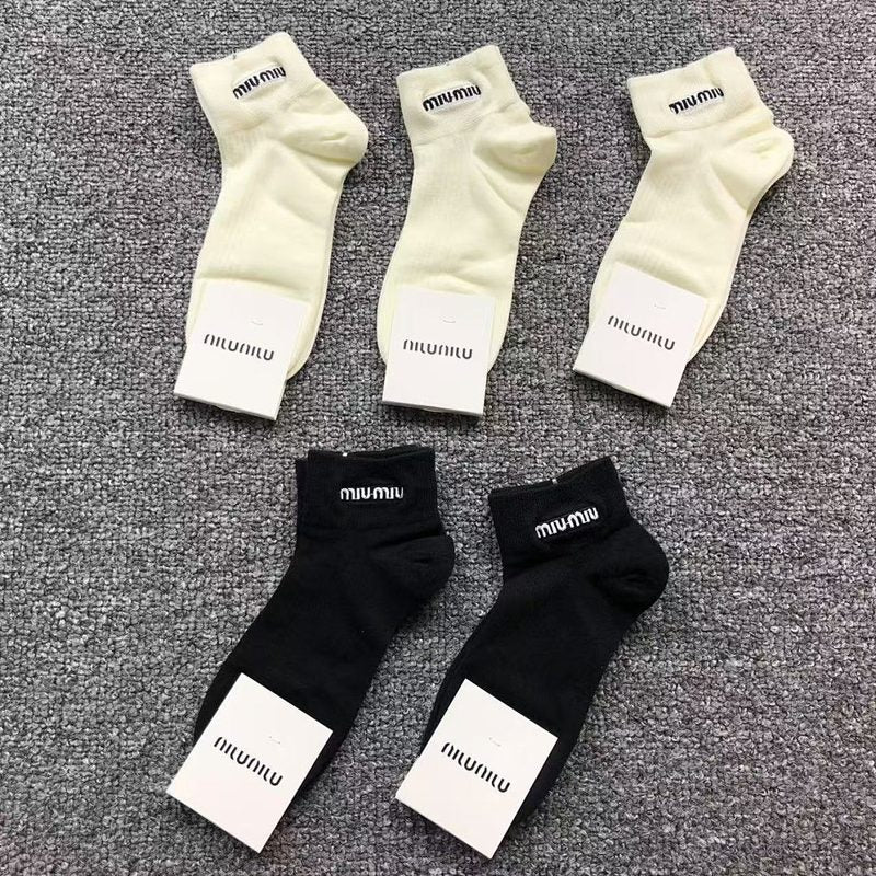 MU MU SOCKS 156
