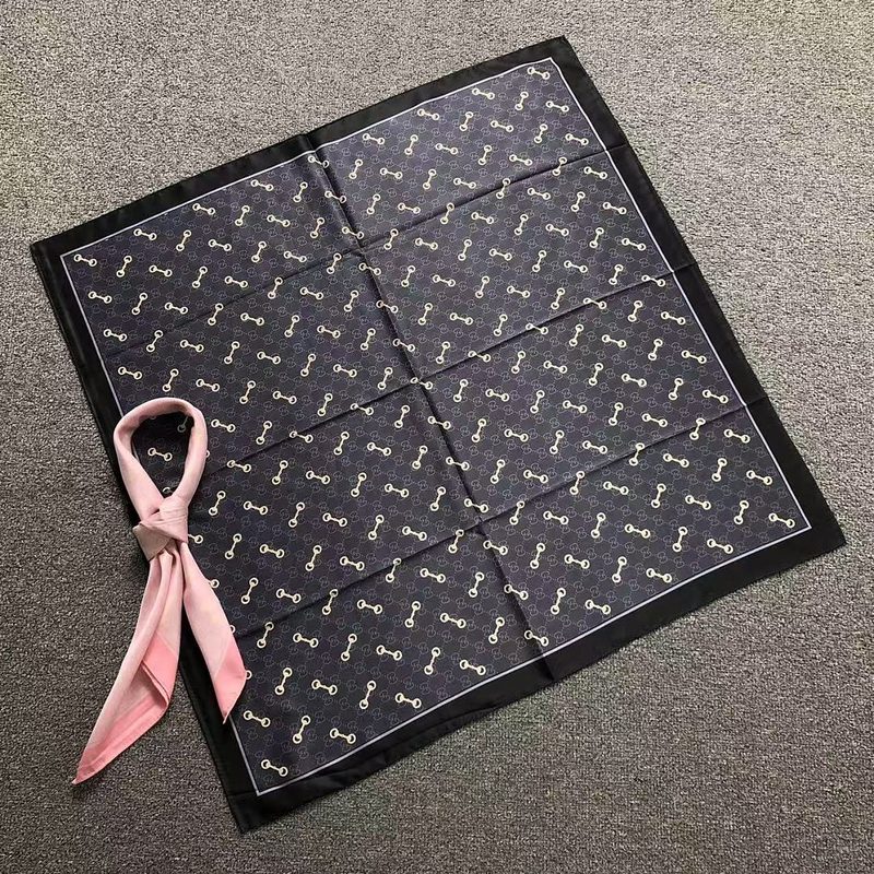 GCI SCARF 156