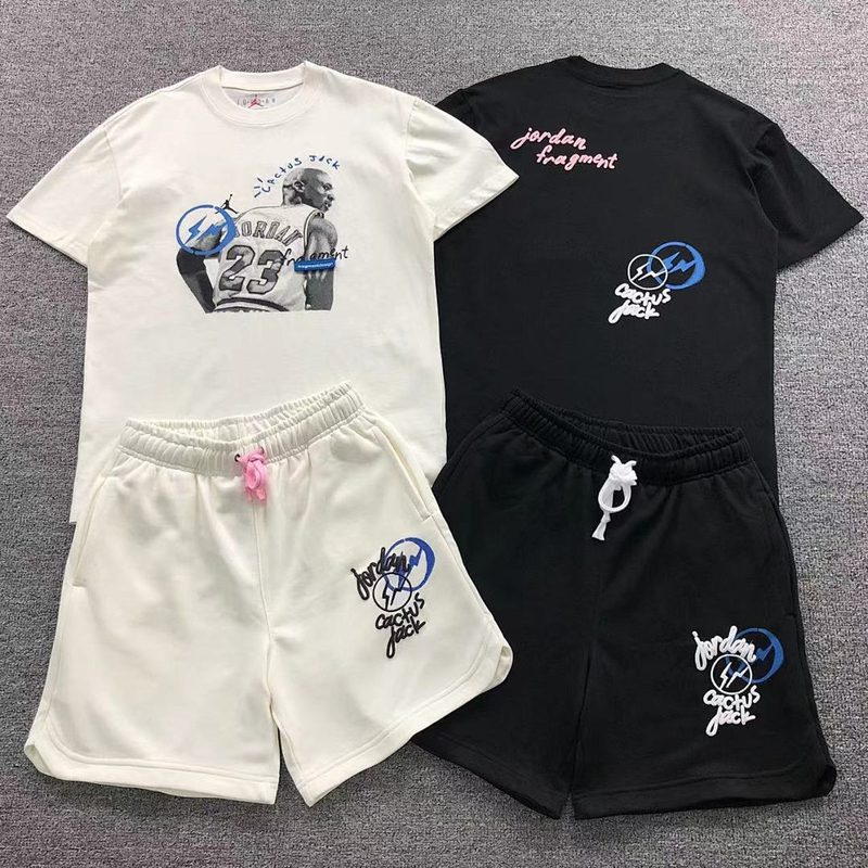 AR JRAN TRAVIS SCOTT T-SHIRT SHORTS 159