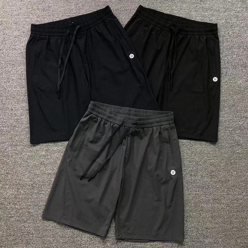 LULULEMON SHORTS 163