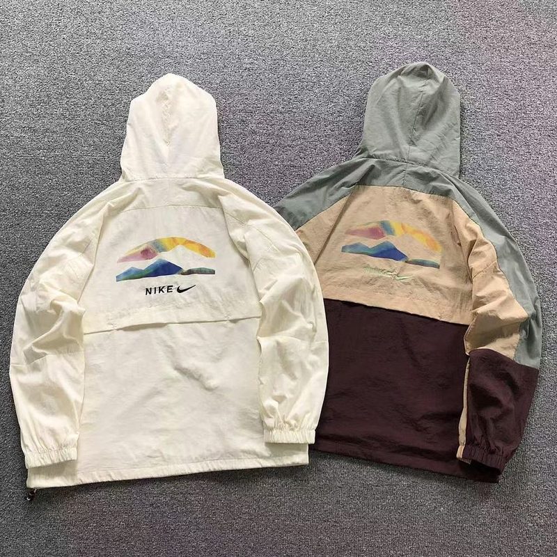 NIKE SUNSCREEN CLOTHING -010 182