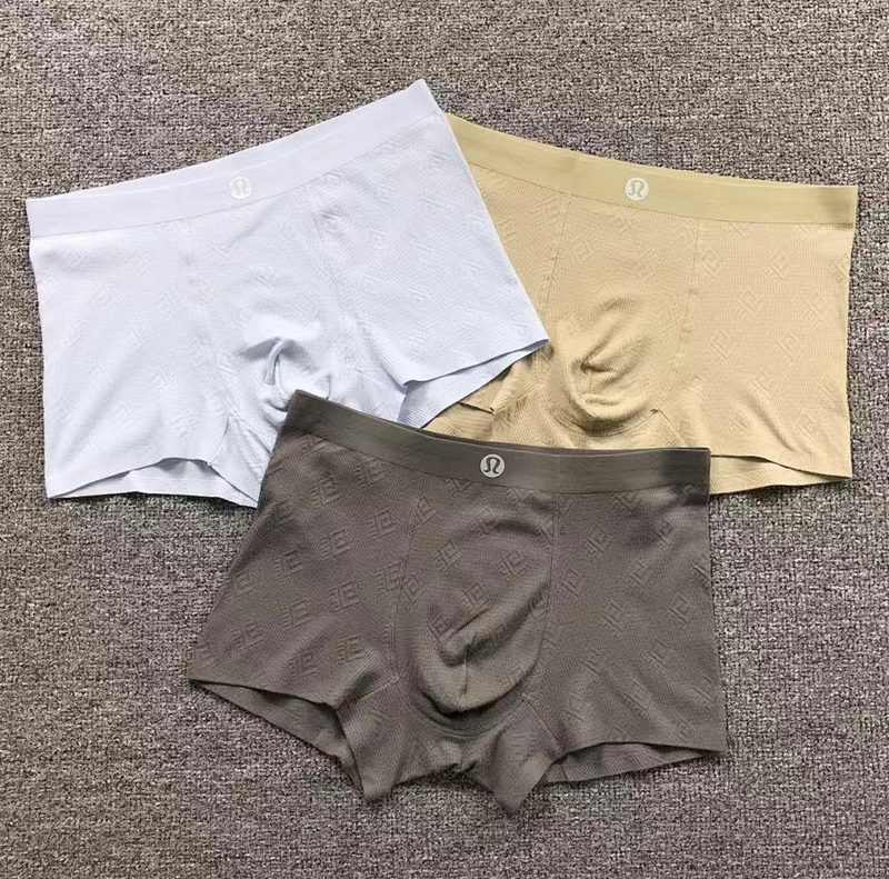 LULULEMON UNDERWEAR 186