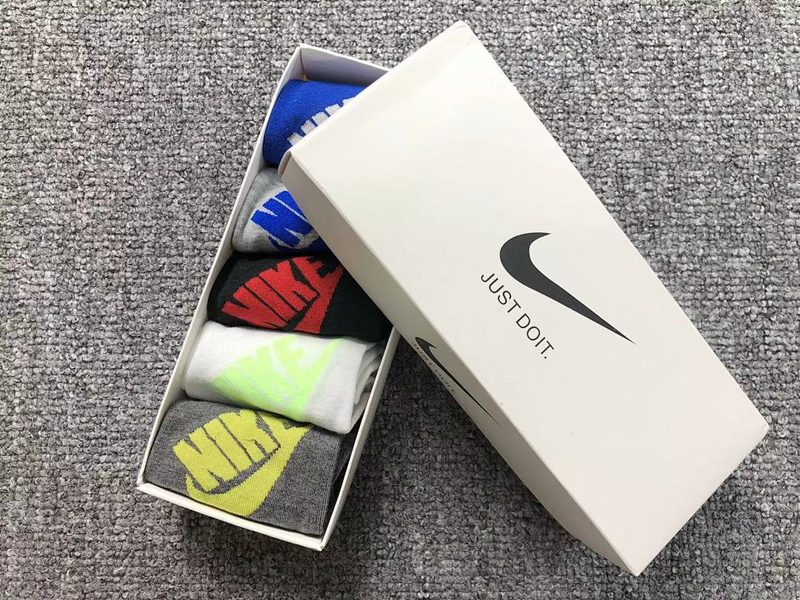 NIKE SOCKS 187
