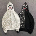 BAPE HOODIE 209