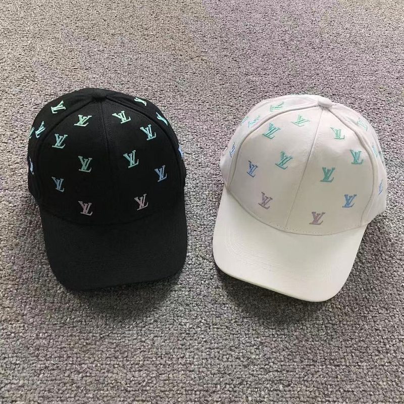 L HAT 210