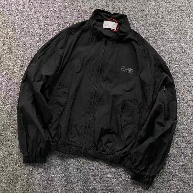 MAISON MARGIELA TRENCH COAT 211