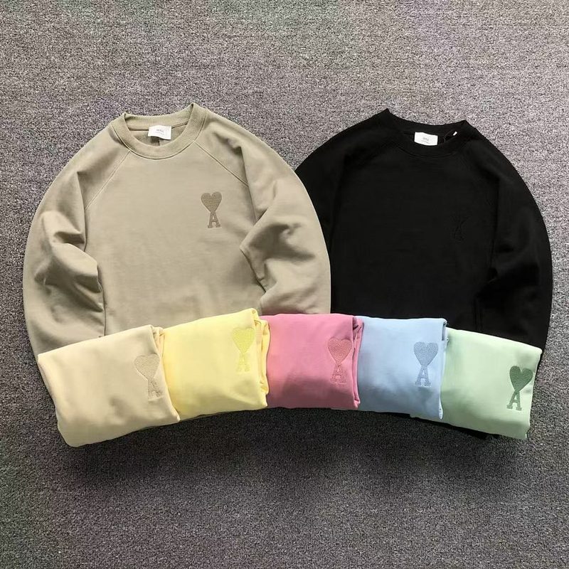 AMI HOODIE 222