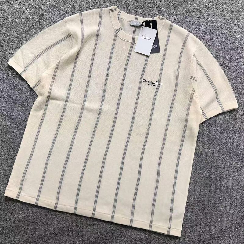 DO T-SHIRT SWEATER 256