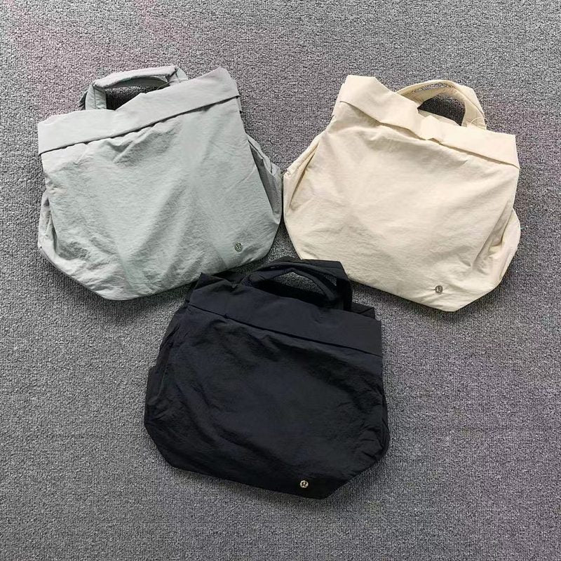 LULULEMON BAG 259