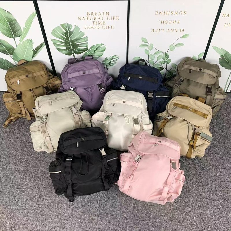 LULULEMON BAG 262