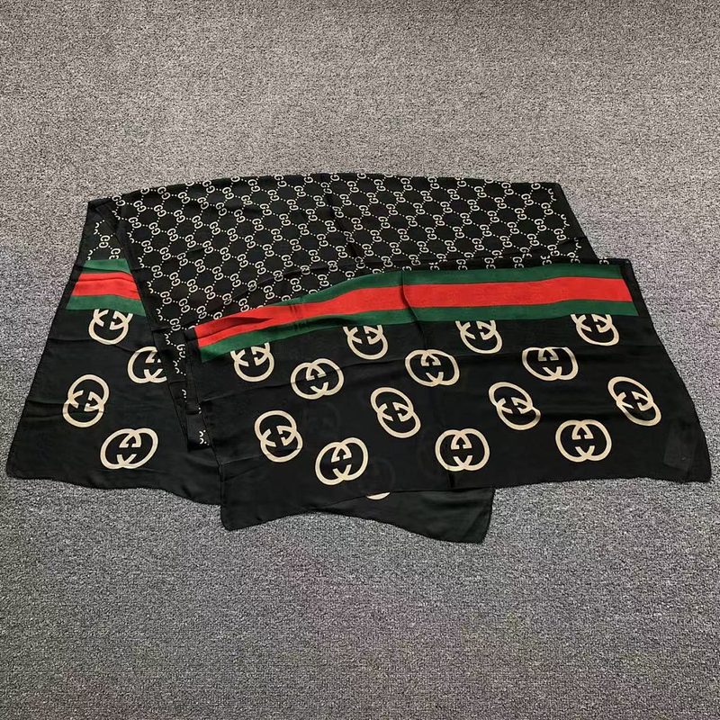 GCI SCARF 266