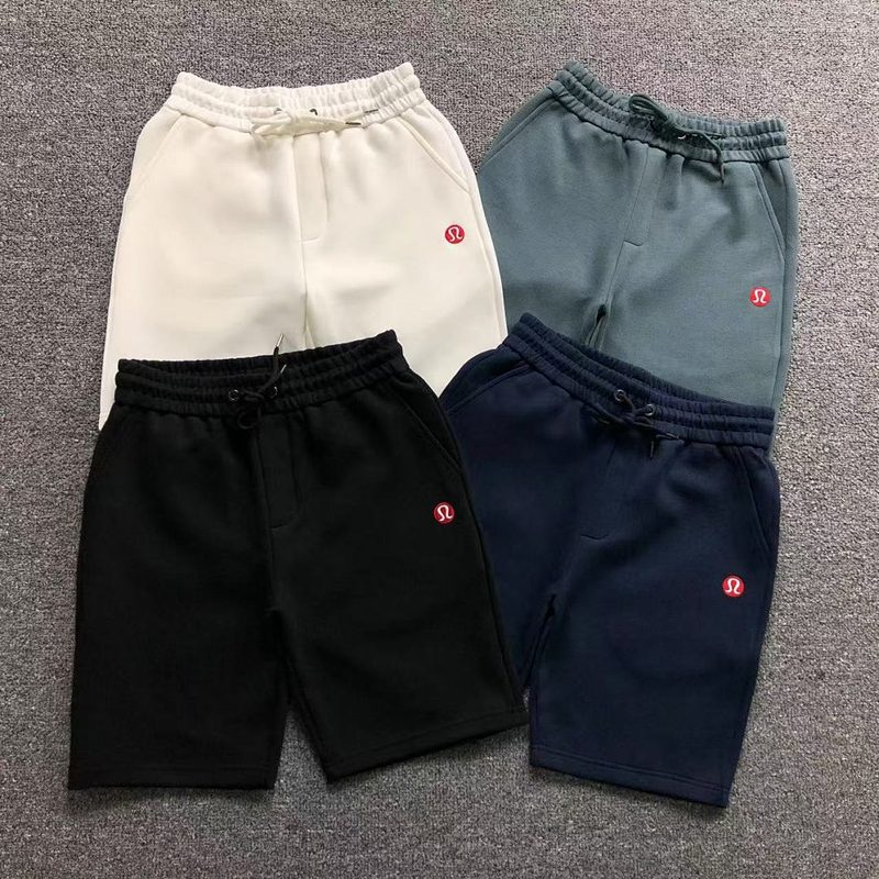 LULULEMON SHORTS 272