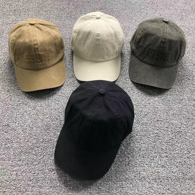MAISON MARGIELA HAT 284