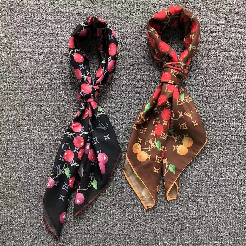 L SCARF 318