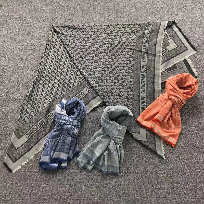 DO SCARF 332