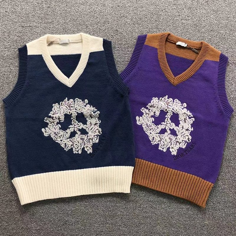 DO VEST SWEATER 371