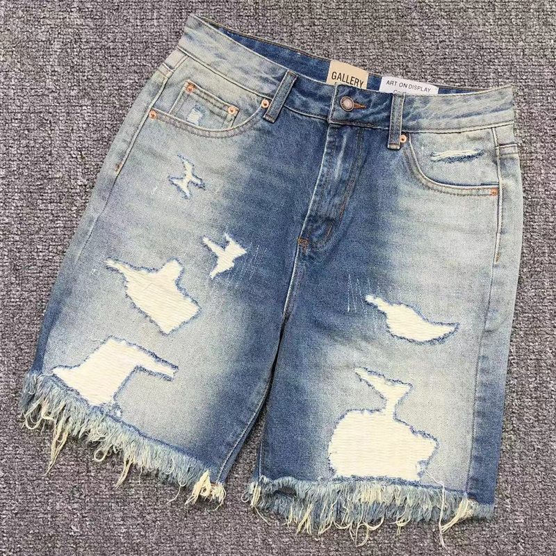 GALLERY DEPT SHORTS 372