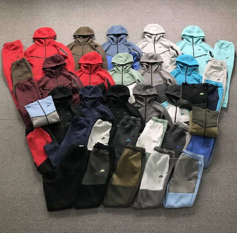NIKE HOODIE TROUSERS 380