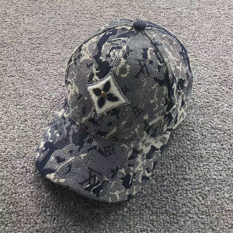 L HAT 396